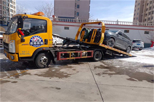 九原区救援拖车费用怎么算